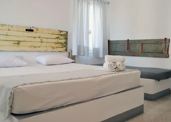 Paleochori (adults Only)