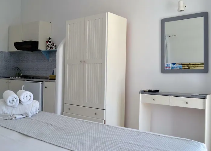 Paleochori (adults Only)